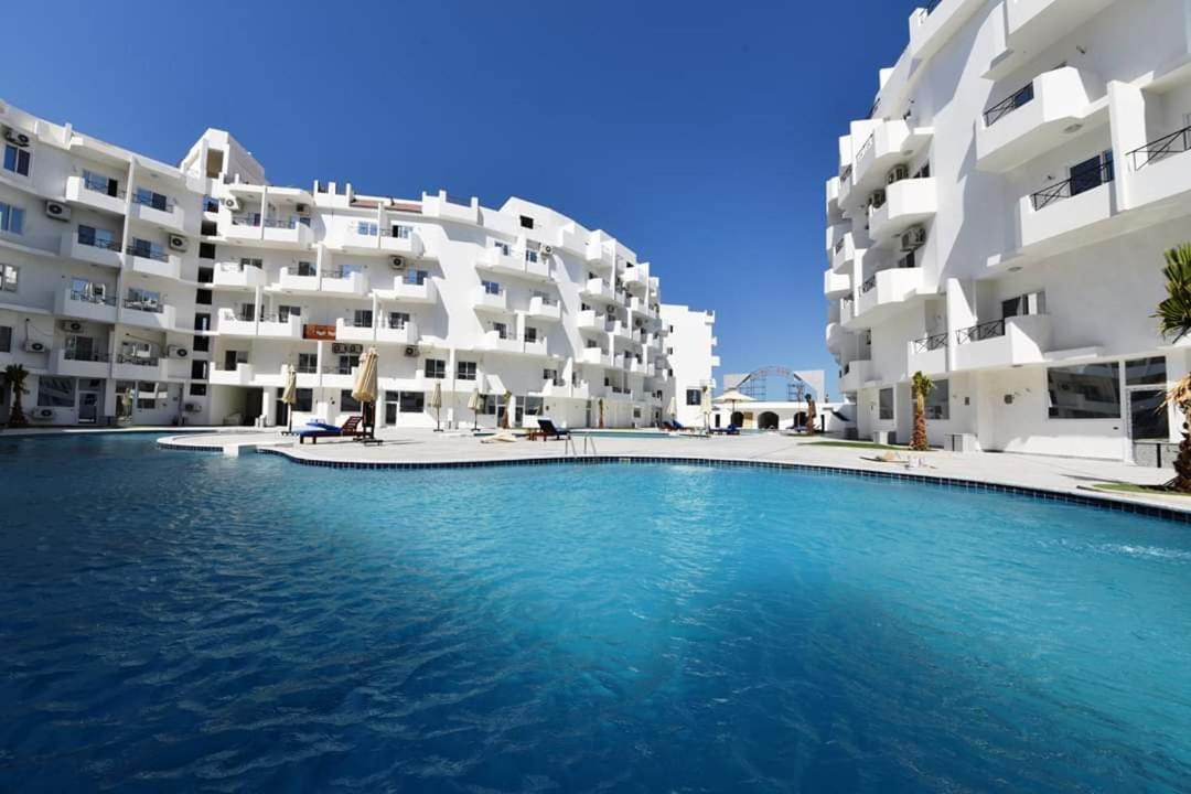 Apartment Dolcezza Near The Sea Redsealine 후르가다 외부 사진