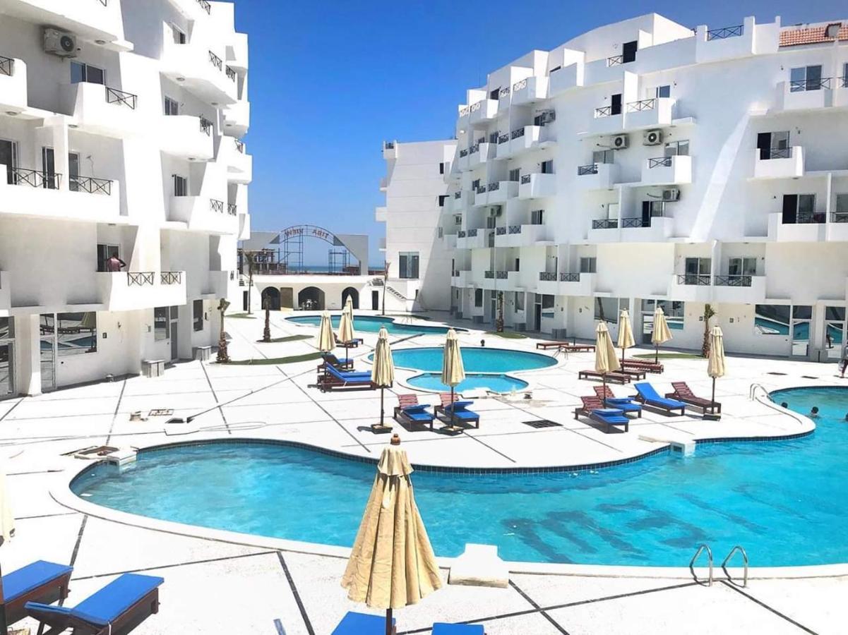 Apartment Dolcezza Near The Sea Redsealine 후르가다 외부 사진