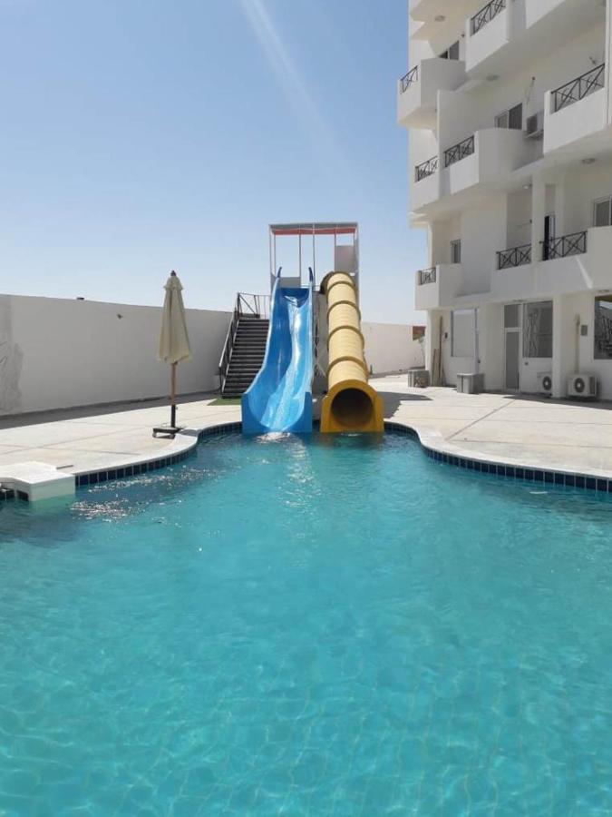 Apartment Dolcezza Near The Sea Redsealine 후르가다 외부 사진