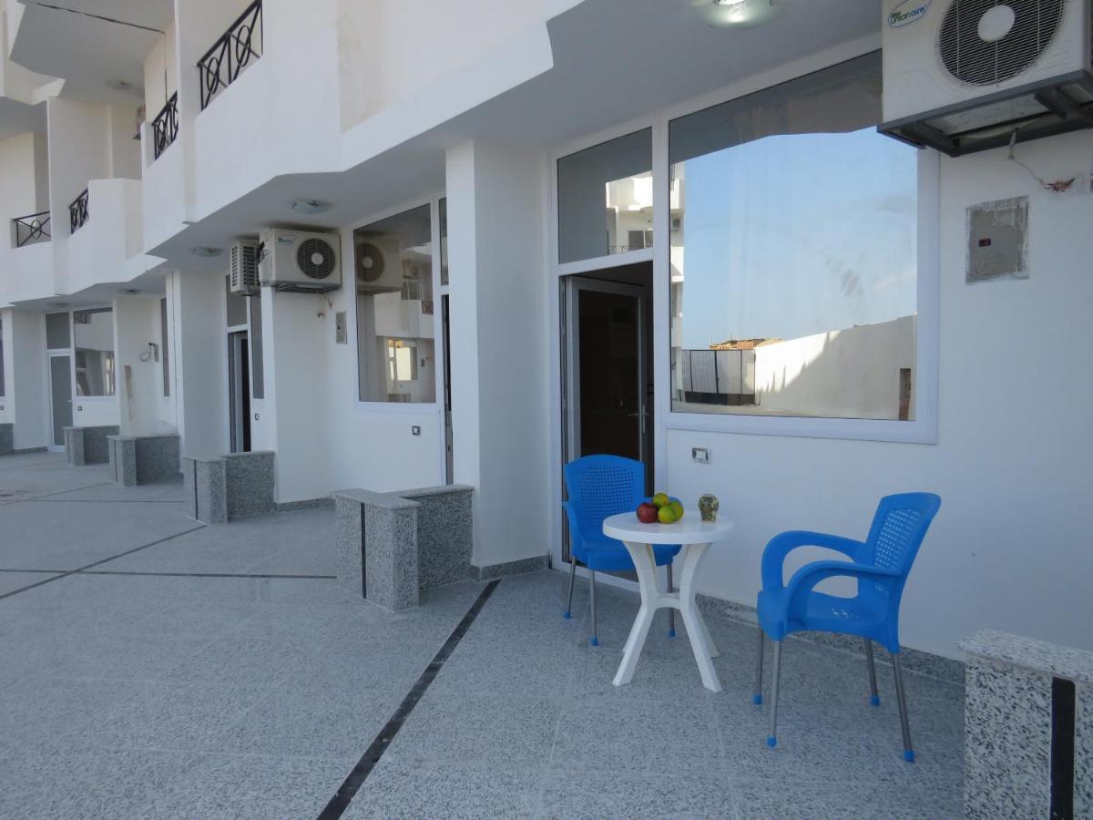 Apartment Dolcezza Near The Sea Redsealine 후르가다 외부 사진