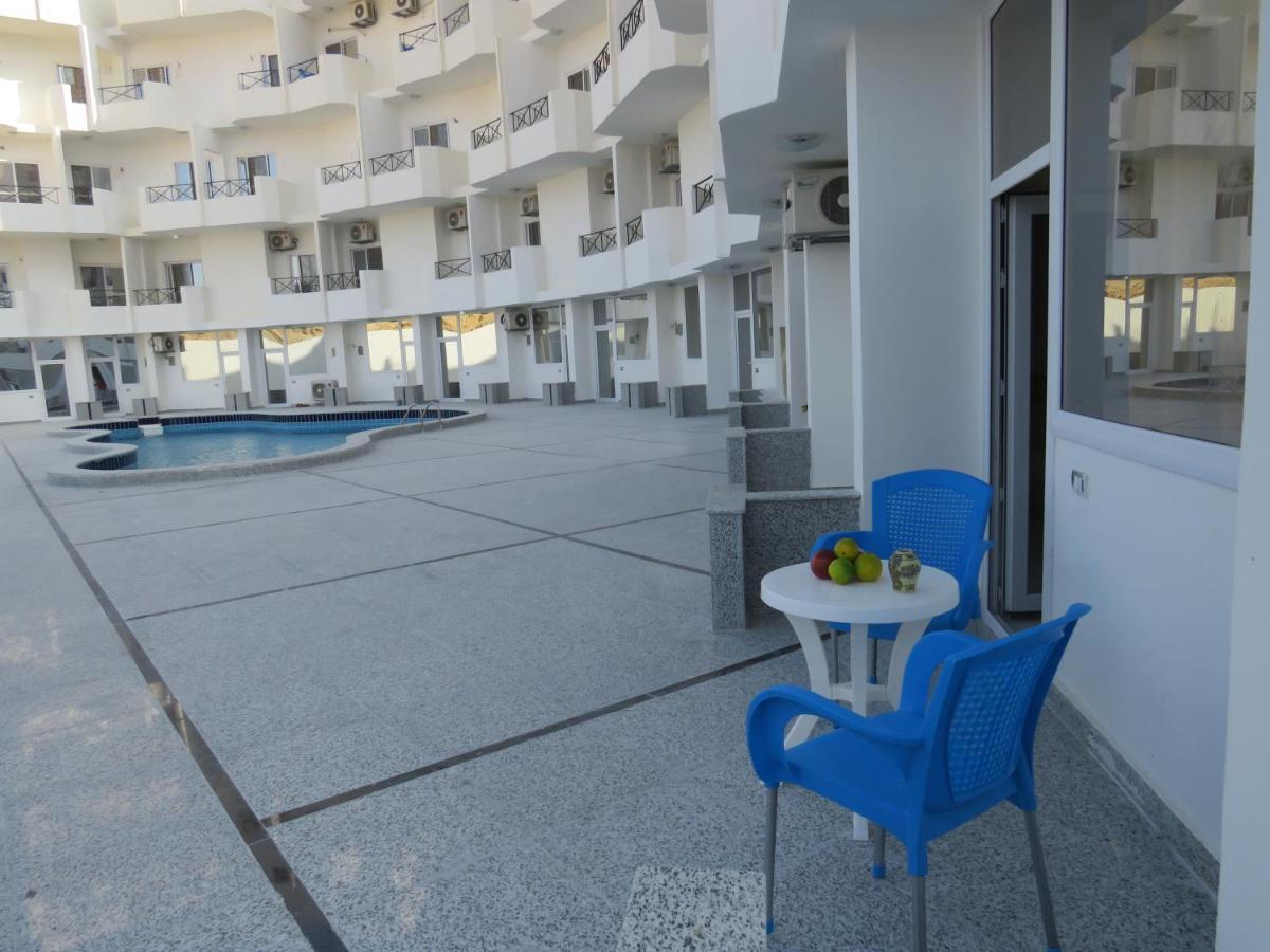 Apartment Dolcezza Near The Sea Redsealine 후르가다 외부 사진