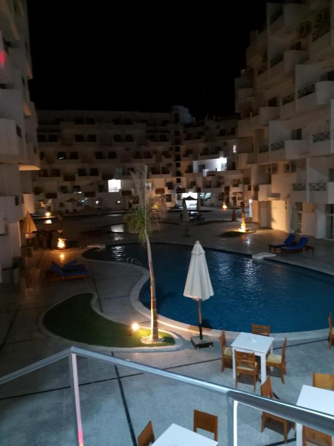 Apartment Dolcezza Near The Sea Redsealine 후르가다 외부 사진