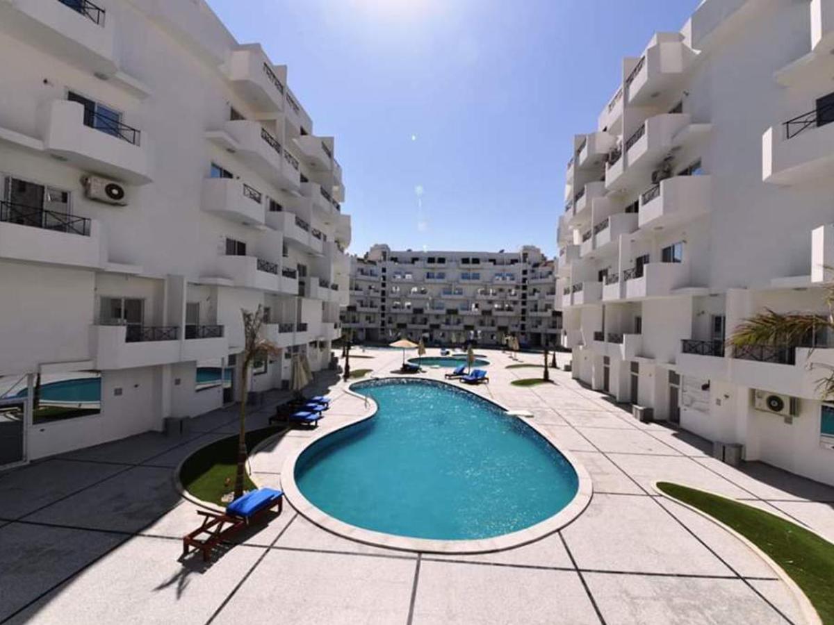 Apartment Dolcezza Near The Sea Redsealine 후르가다 외부 사진